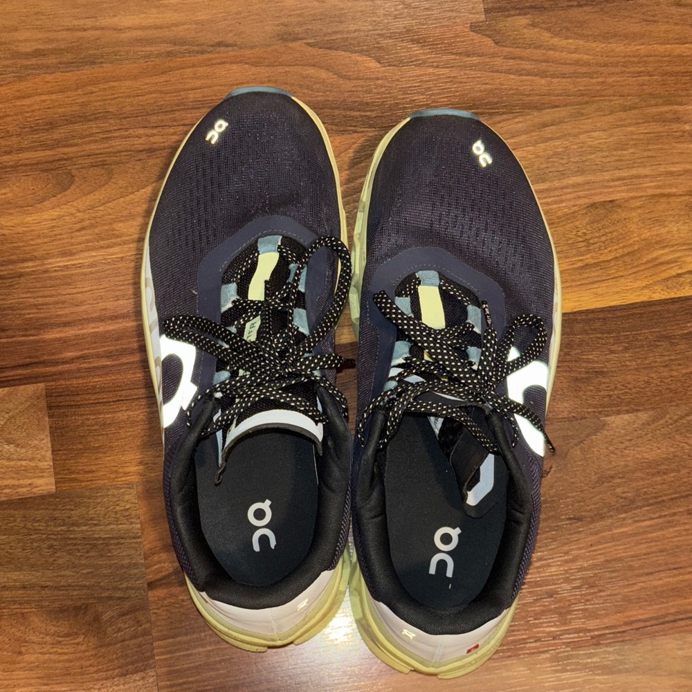 On Running Monsters Black and White Athletic Sneakers | Size 11.5